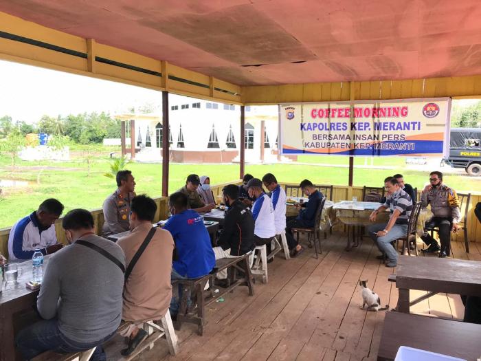 Tingkatkan Sinergitas, Kapolres Meranti Coffee Morning dengan Wartawan
