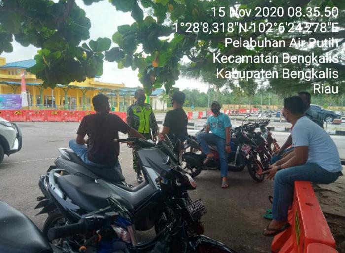 TNI Terus Edukasi Masyarakat Protokol Kesehatan