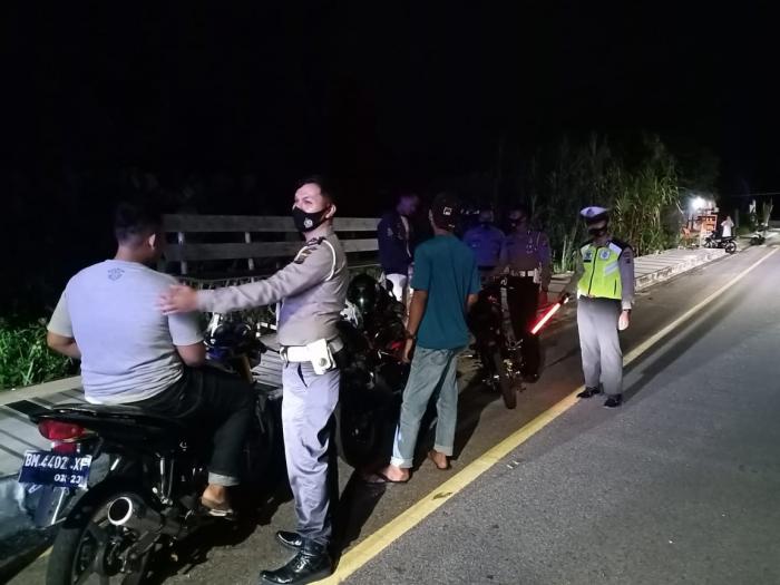 Resahkan Warga, Polisi Tertibkan Aksi Balap Liar di Jalan Pramuka Selatpanjang