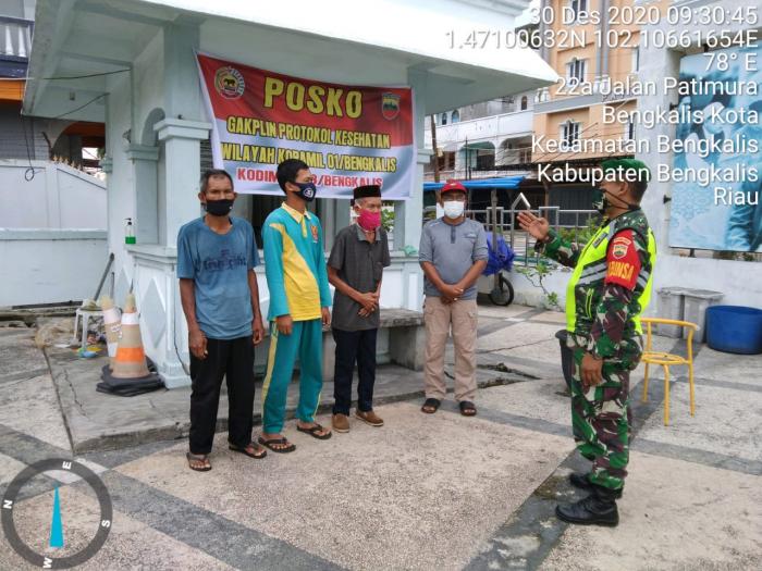 Personel Korami 01/Bengkalis Giat Patroli Prokes kepada Masyarakat Bengkalis