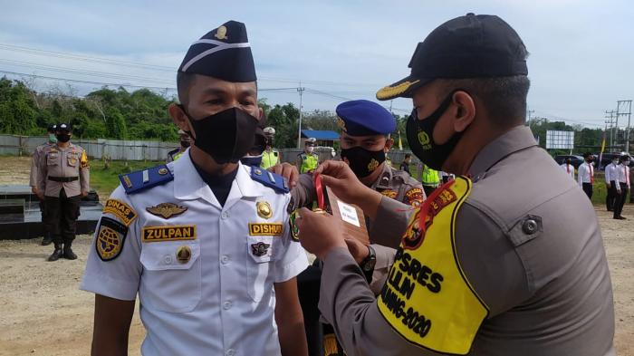Jelang Nataru, Polres Kepulauan Meranti Gelar Apel Pasukan Operasi Lilin Lancang Kuning
