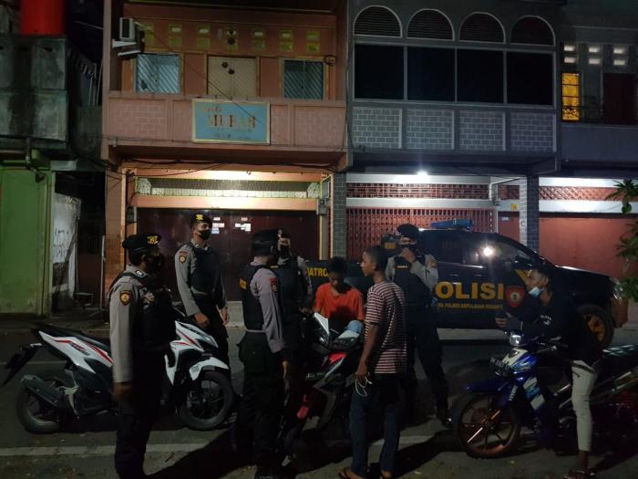 Cegah Kejahatan C3, Personel Sat Samapta Polres Meranti Gelar Patroli Malam