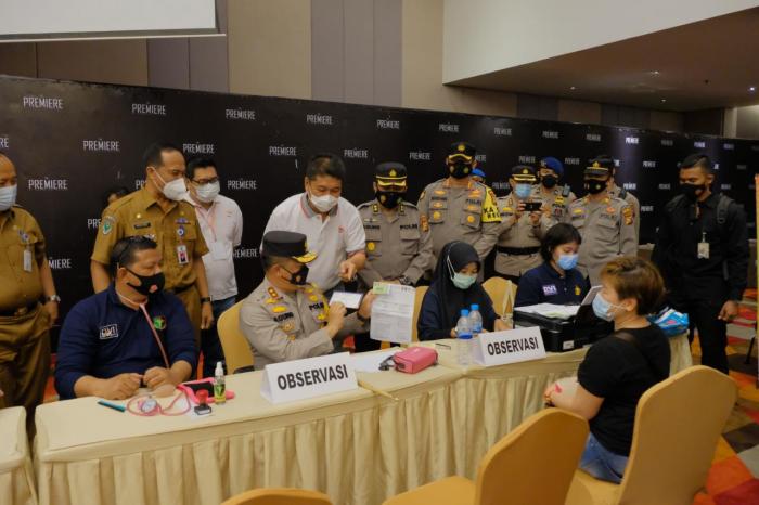 Gelar Vaksin Massal, Kapolda Riau: Kita Dukung Penuh Program Strategis Nasional Vaksin Covid-19