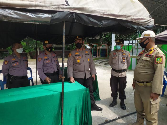 Kapolres Tinjau Vaksinasi COVID-19 Massal di Taman Cik Puan