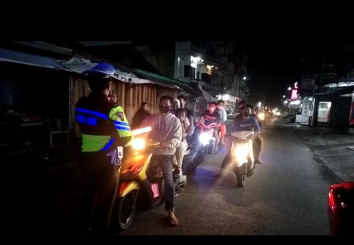 PPKM Darurat Imbangan, Satlantas Polres Meranti Tingkatkan Patroli Cegah Kerumunan Warga