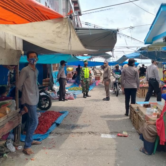 Putus Mata Rantai Covid 19, Tim Gabungan Terus Monitor Penerapan Prokes di Pasar Tradisional