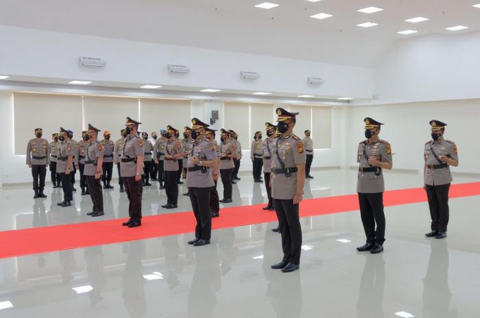 Pimpin Sertijab PJU Dan Kapolres, Kapolda : Mutasi Merupakan Dinamika Organisasi Dalam Meningkatkan Kualitas Pelayanan Polri Kepada Masyarakat