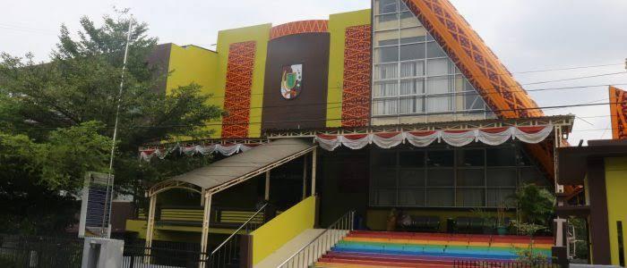 Kendatipun Covid-19 di Riau Menurun, Perpustakaan Temas Efendy Dibuka dengan Prokes