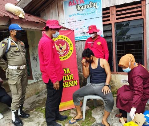 Program Vaksin Door To Door BINDA Riau Menyasar Daerah Terpencil di Provinsi Riau 