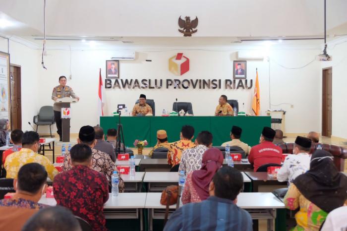 Silaturahmi Dengan Bawaslu, Kapolda : Dua Integritas Karakter Harus Berjalan Seimbang