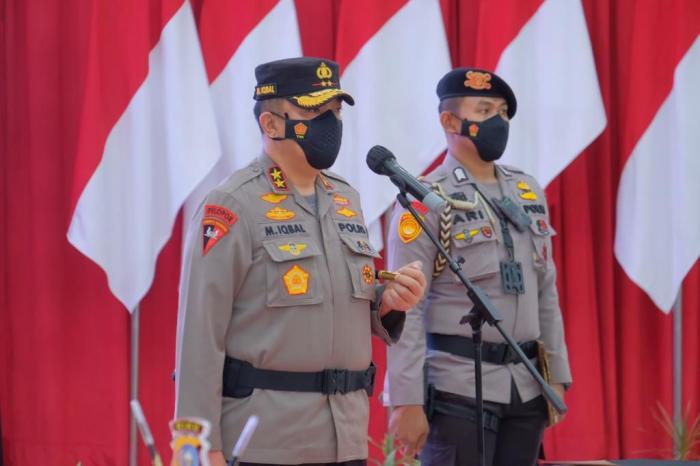 Kapolda Pimpin Serah Terima 4 Pejabat Utama Dan 2 Kapolres Jajaran Polda Riau