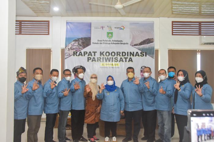Bupati Bengkalis Minta Maksimalkan Pengembangan Wisata Rupat Utara