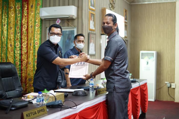 Fraksi DPRD Sampaikan Pandangan Umum Terhadap Dua Ranperda Yang Diusulkan Pemkab Meranti
