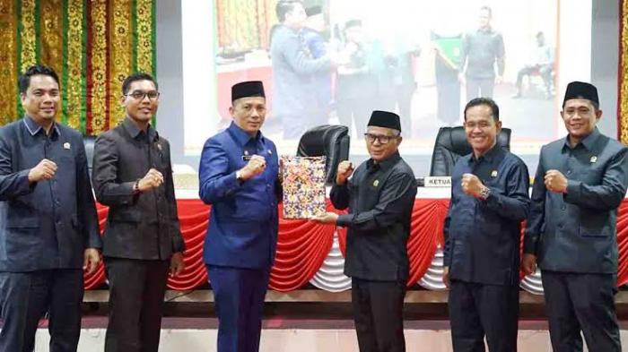 Sampaikan LKPj Tahun 2021, Bupati Ucapkan Terimakasih atas Dukungan dan Kerjasama DPRD