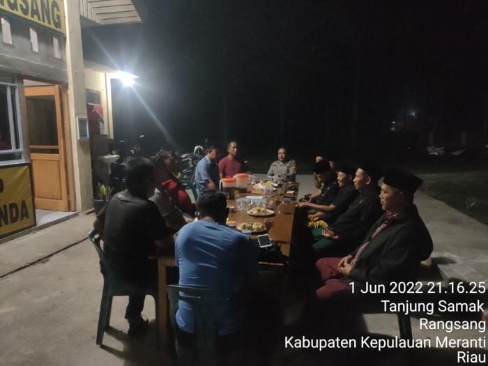 Kapolsek AGD Simamora Ngopi Bareng Komunitas PNNU Rangsang