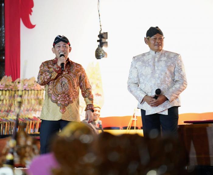 Pagelaran Wayang Kulit, Kapolri: Pelestarian Budaya Hingga Dekat dengan Masyarakat 
