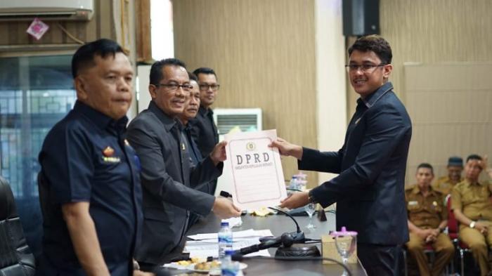 DPRD Meranti Gelar Rapat Paripurna Laporan Pansus dan Pengesahan Dua Perda
