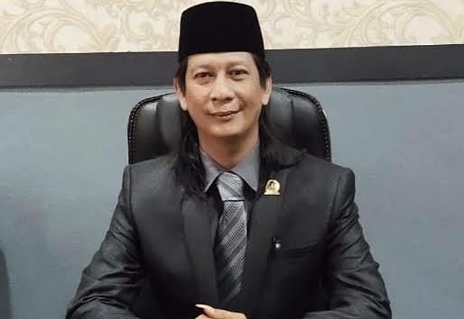 Harga Tiket Kapal Dinaikkan Sepihak, Anggota DPRD Meranti : Itu Ilegal