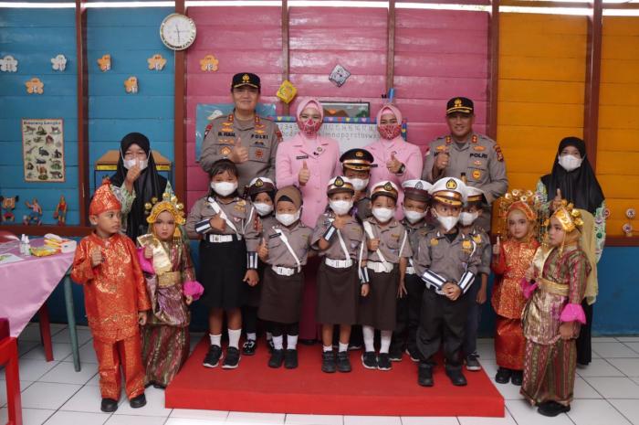 Tinjau Kantor dan TK Kemala Bhayangkari, Kapolda Riau Puji Kinerja Kapolres Meranti
