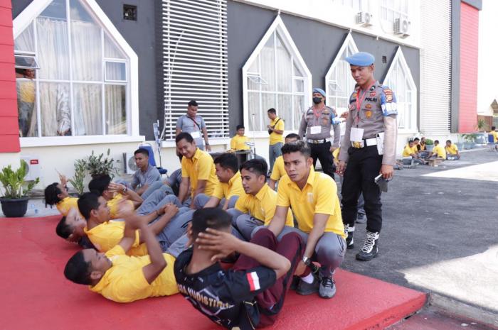 Polres Meranti Laksanakan Kesamaptaan Jasmani Berkala Semester II Tahun 2022