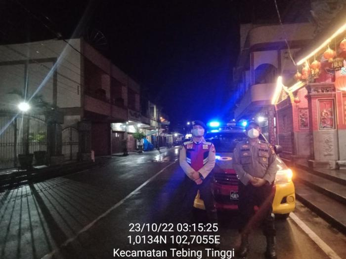Personel Polres Patroli Blue Light Statis dan Dinamis