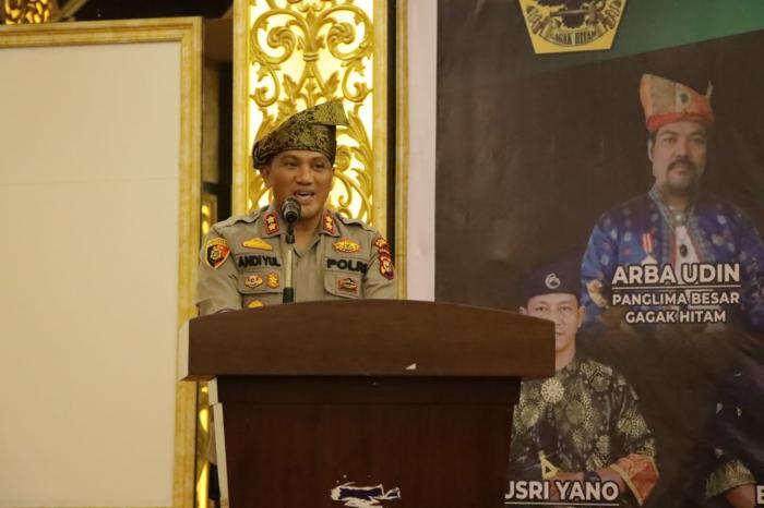 Hadiri Milad ke-3 Gagak Hitam Sambang Riau, Kapolres Andi Yul Ajak Bersinergi Jaga Kamtibmas