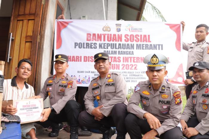 Peringati HDI, Polres Meranti Salurkan Bansos kepada Penyandang Disabilitas