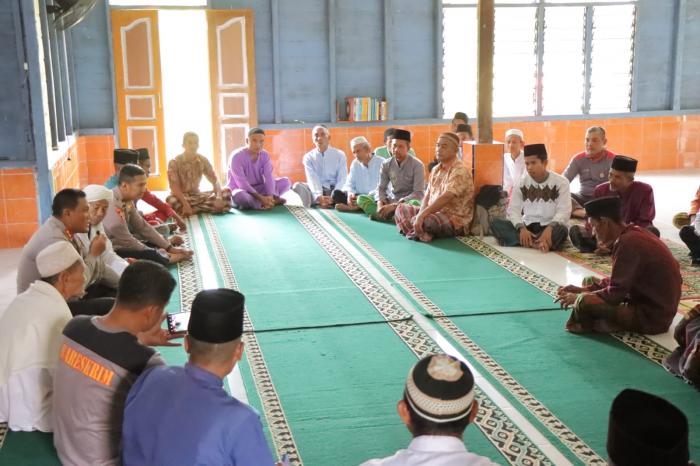 Kapolres Sampaikan Pesan Kamtibmas kepada Masyarakat Desa Batang Meranti