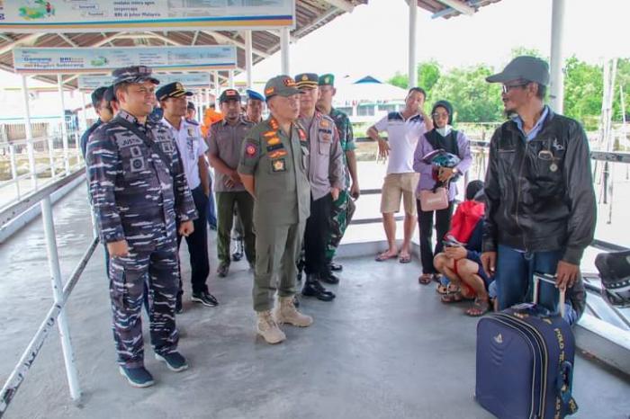 Plt Bupati Asmar Bersama Forkopimda Sidak di Pelabuhan Tanjung Harapan Selatpanjang 