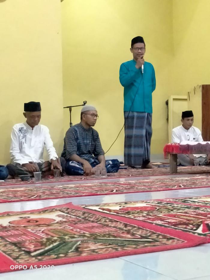 Pemdes Berancah Safari Ramadhan di Masjid Baitul Makmur dan Musholla Baitul Rohman 