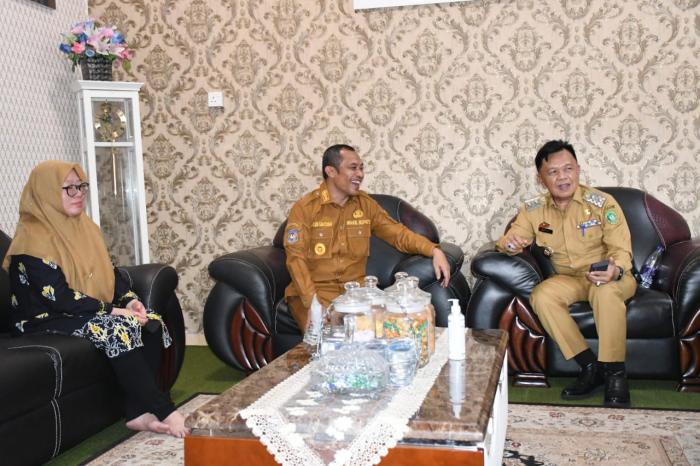 Wabup Bagus Santoso Silaturahmi Ke Plt Bupati Meranti Asmar