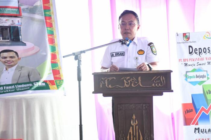 Plt Sekda Bengkalis Resmikan Kantor PT. BPR Pekanbaru Madani Kantor Kas Bengkalis