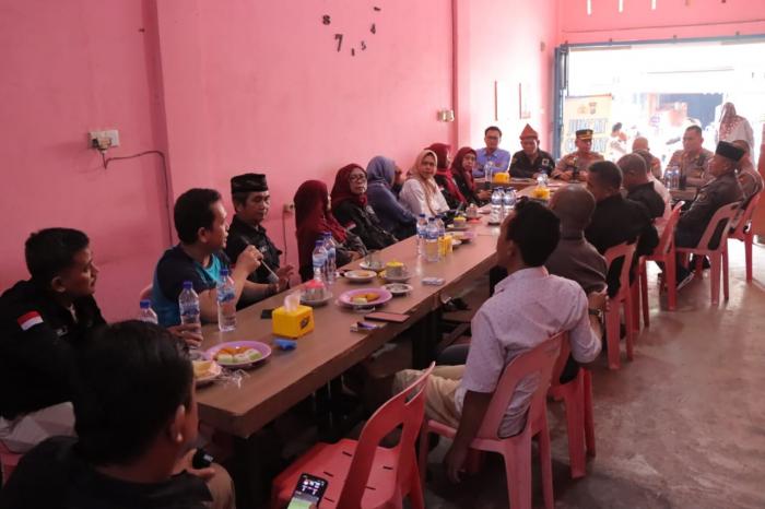 Rutinitas Jumat Curhat, Wakapolres Meranti Duduk Bersama DPC PSR