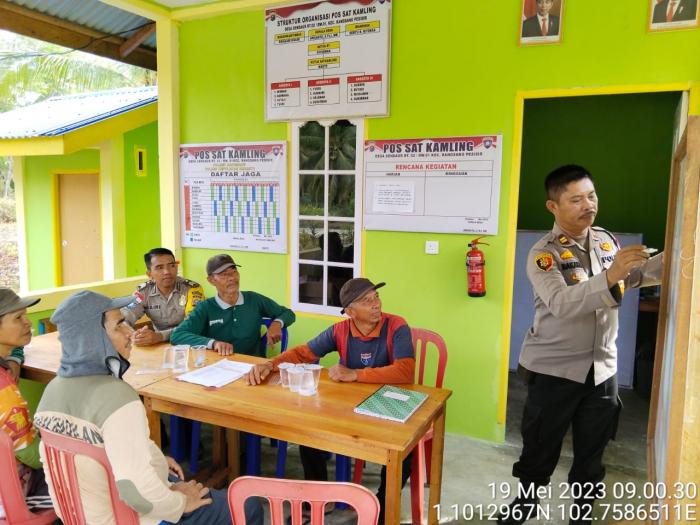 Polsek Rangsang Gelar Pelatihan Kemampuan Petugas Pos Satkamling Tangani Gangguan Keamanan
