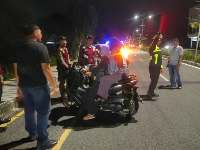 Puluhan Personel Polres Meranti Lakukan Patroli Blue Light Antisipasi Gangguan Kamtibmas