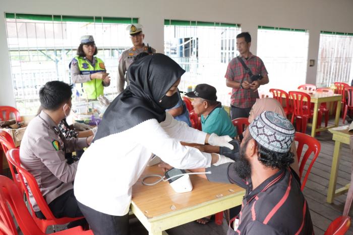 Hari Kedua Ops Patuh LK 2023, Polres Meranti Gelar Cek Kesehatan Gratis