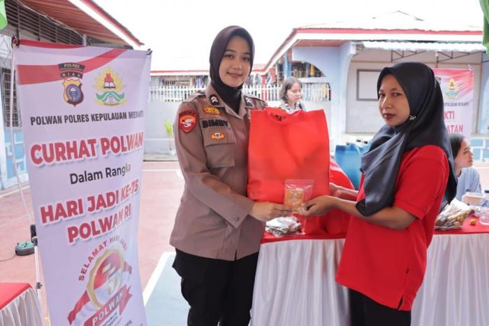 Jumat Curhat, Polwan Polres Meranti Ajak Warga Binaan Wanita Menjadi Pribadi yang Lebih Baik