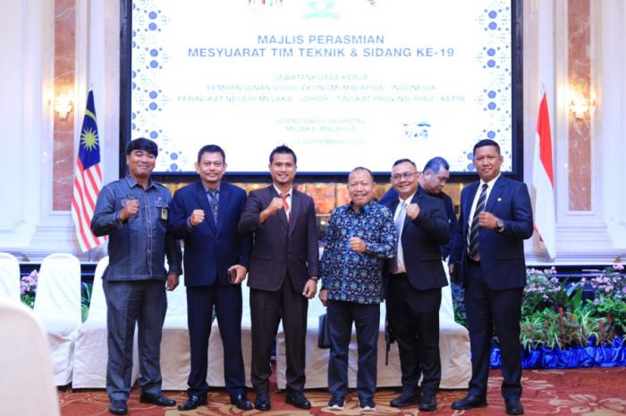 Plt Bupati Kepulauan Meranti Ikuti Pertemuan Sosek Malindo di Malaysia