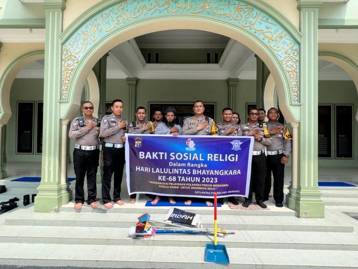 Sambut Peringatan Hari Lalin Bhayangkara ke-68, Satlantas Polres Meranti Gelar Baksos Religi