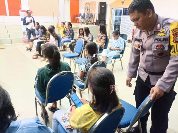Minggu Kasih, Personel Polres Meranti Sambangi Jemaat dan Tokoh Agama Kristen di Gereja GPdI Selatpanjang
