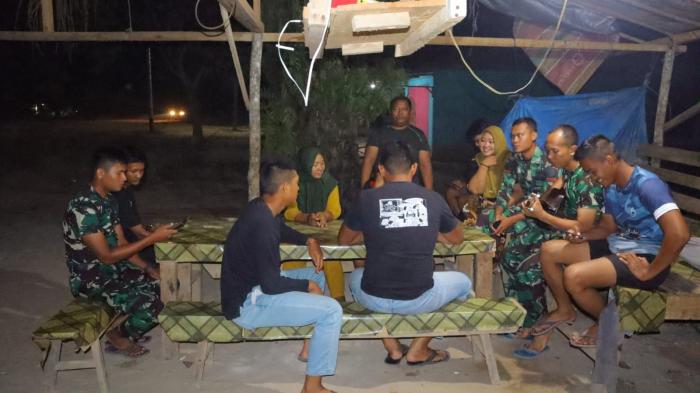 Satgas TMMD Bengkalis Lakukan Komsos Dengan Warga Sebangar dan Orangtua Asuh