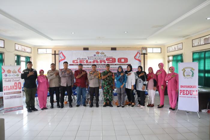 Bakes dan Baksos Alumni Akabri 1990, Polres Meranti Sediakan Layanan Kesehatan Gratis bagi Masyarakat