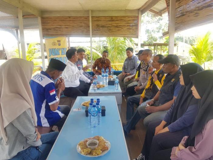 Giat Jumat Curhat dan Cooling System, Polres Meranti Rangkul Masyarakat Wujudkan Pemilu Damai