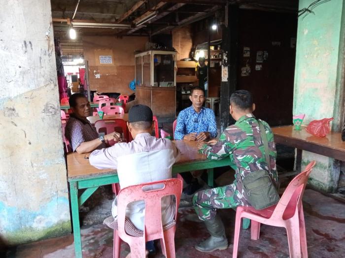 Serka Anton Harianja Gelar Komsos di Selatpanjang Barat