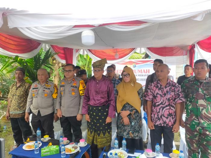 Polres Meranti Bantu Sumur Bor dan Bedah Rumah Warga Tak Mampu