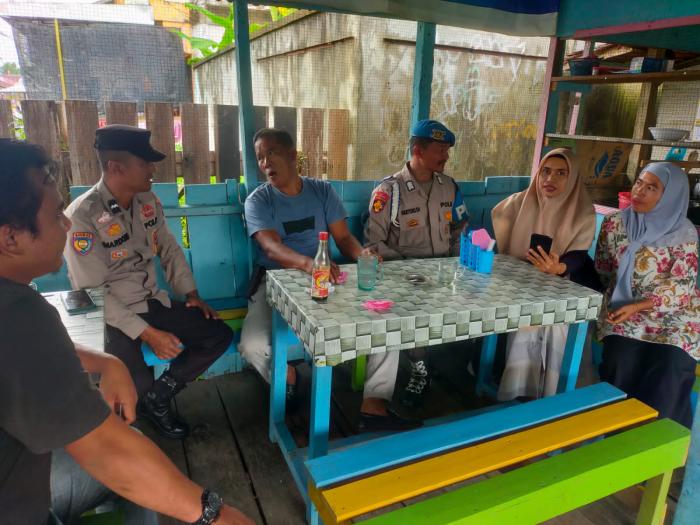 Redam Isu Negatif dan Ajak Sukseskan Pemilu, Polsek Merbau Lakukan Cooling System Bersama Buruh