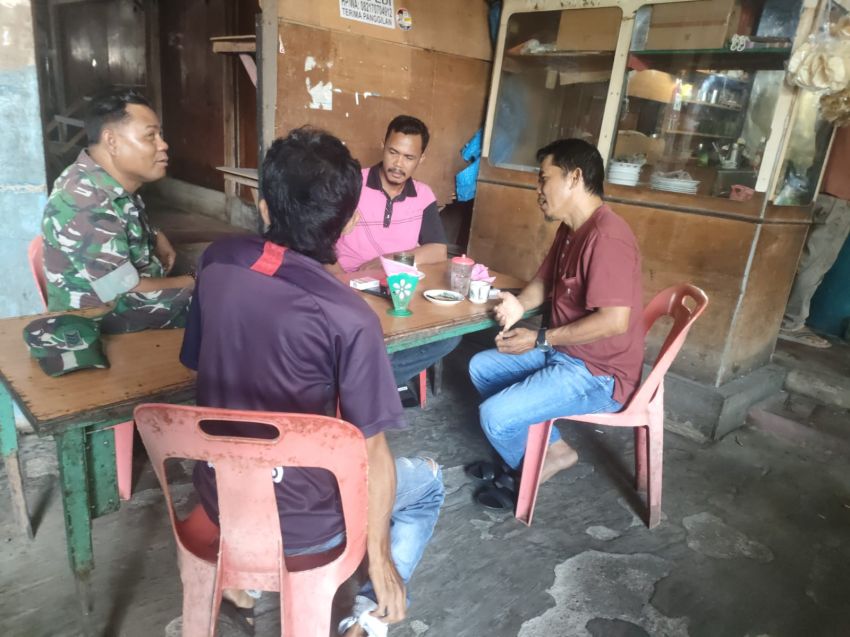 Serda Herman Saputra Lakukan Komsos Dengan Warga Tanjung Sari