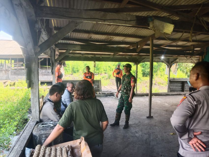 Serda Suprayetno Lakukan Komunikasi Sosial Dengan Warga Tanjung Peranap