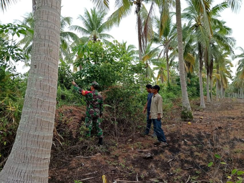 Cegah Karhutla, Serda Imam Subarkah Gencarkan Patroli di Wilayah Binaan