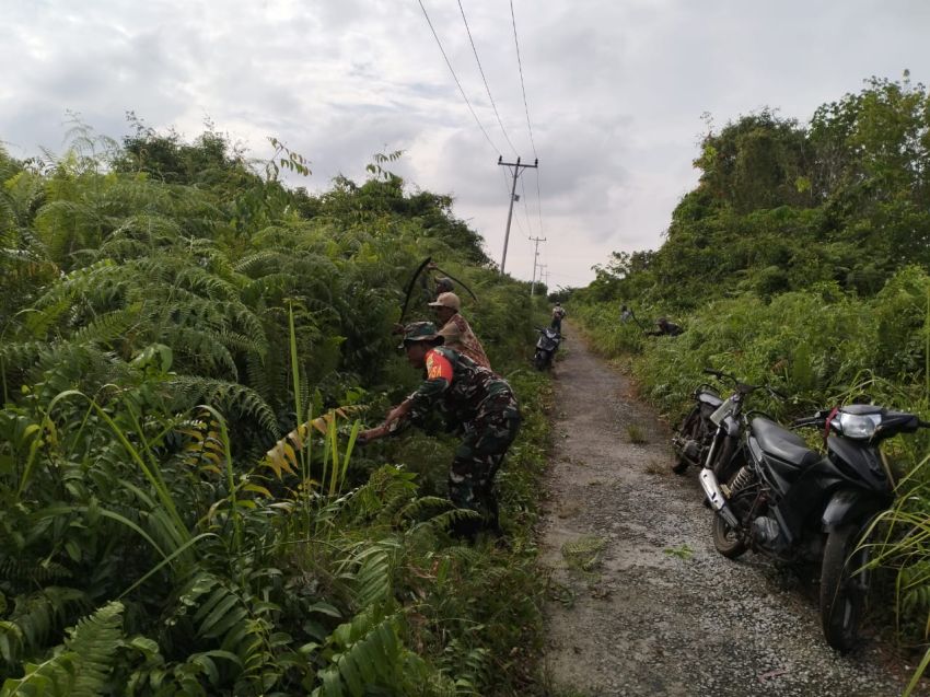 Babinsa Koptu Masran Ikut Goro Bersama Warga Binaan
